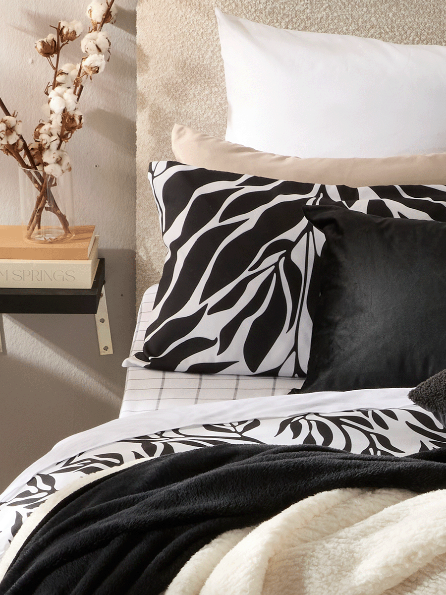 Double Bed Winter Check Print Winter Fitted Sheet