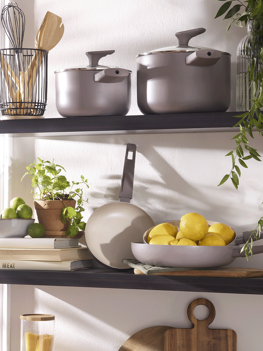 Medium Taupe Casserole Pot