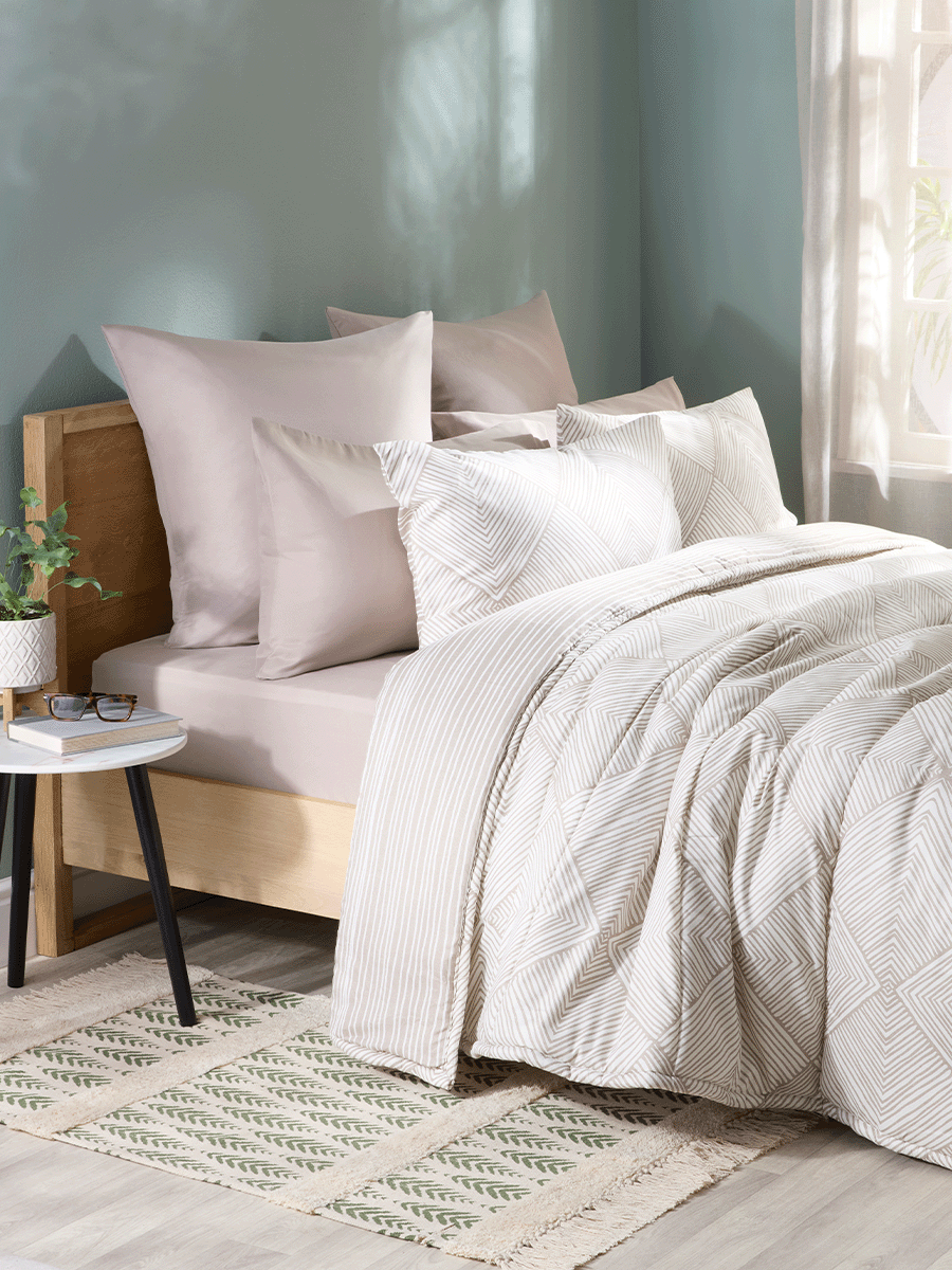 Sb3/4 Microfibre Comforter Sets Blankets & Comforters PEP