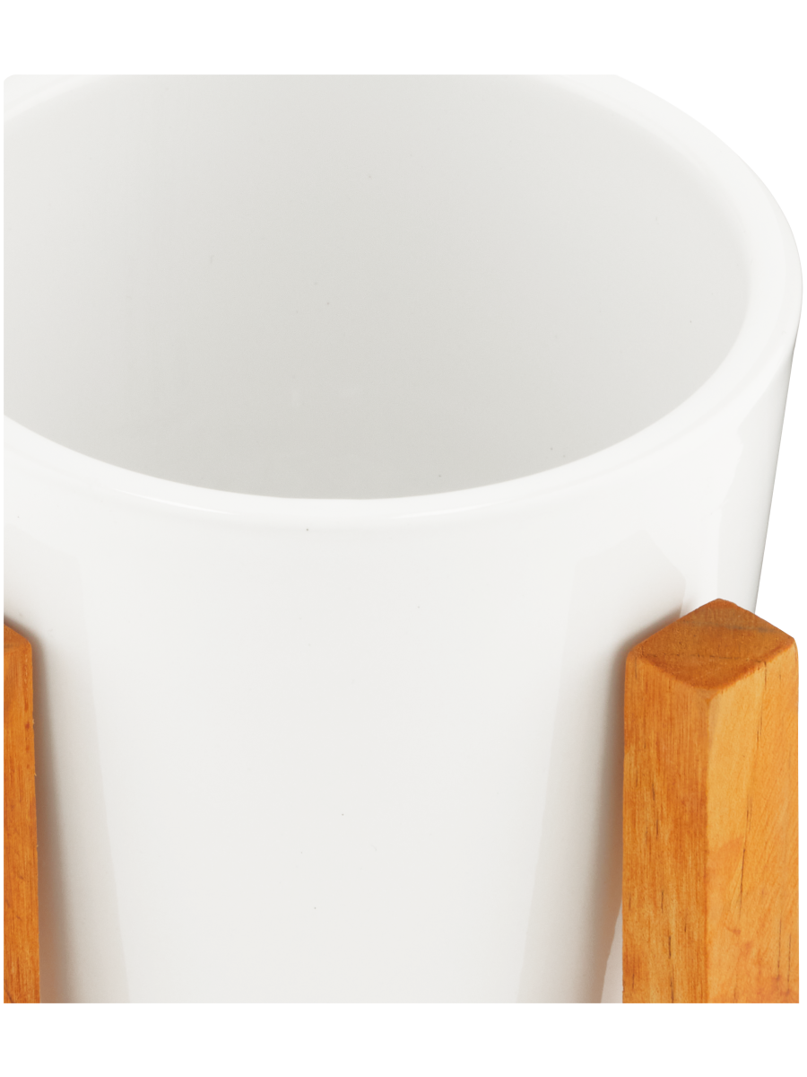 Pot On Stand