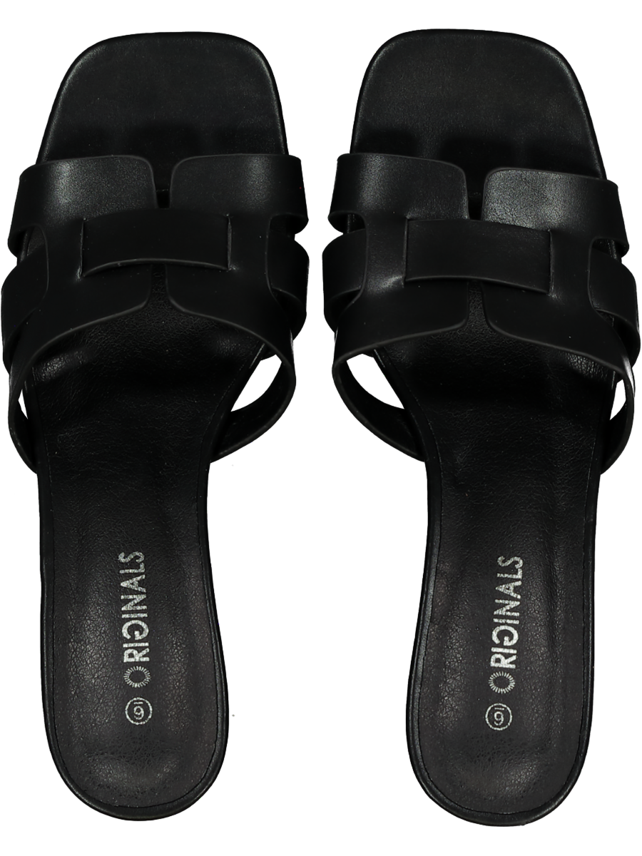 Black Faux Leather Heel (2)