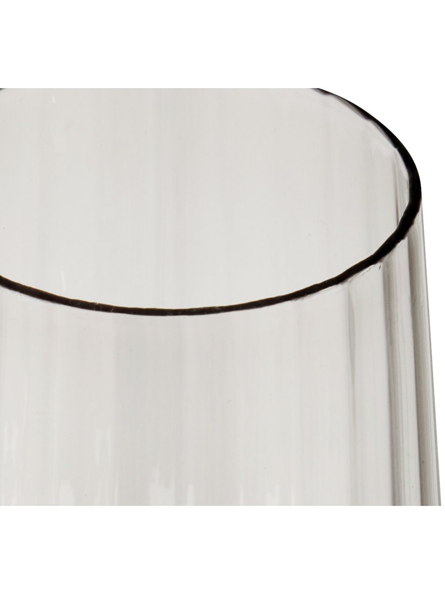 Ribbed Wine Glass