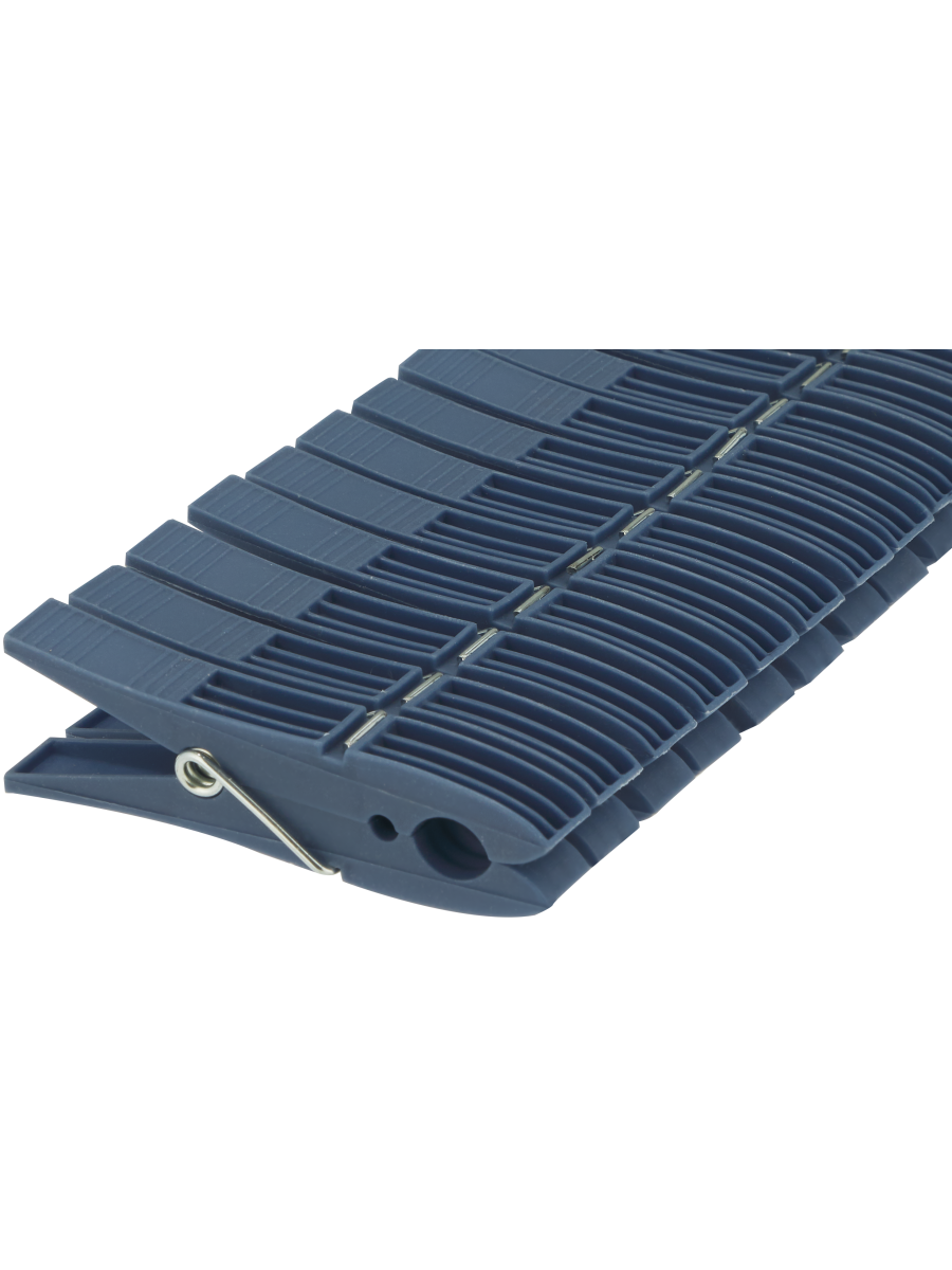Plastic Pegs (4)