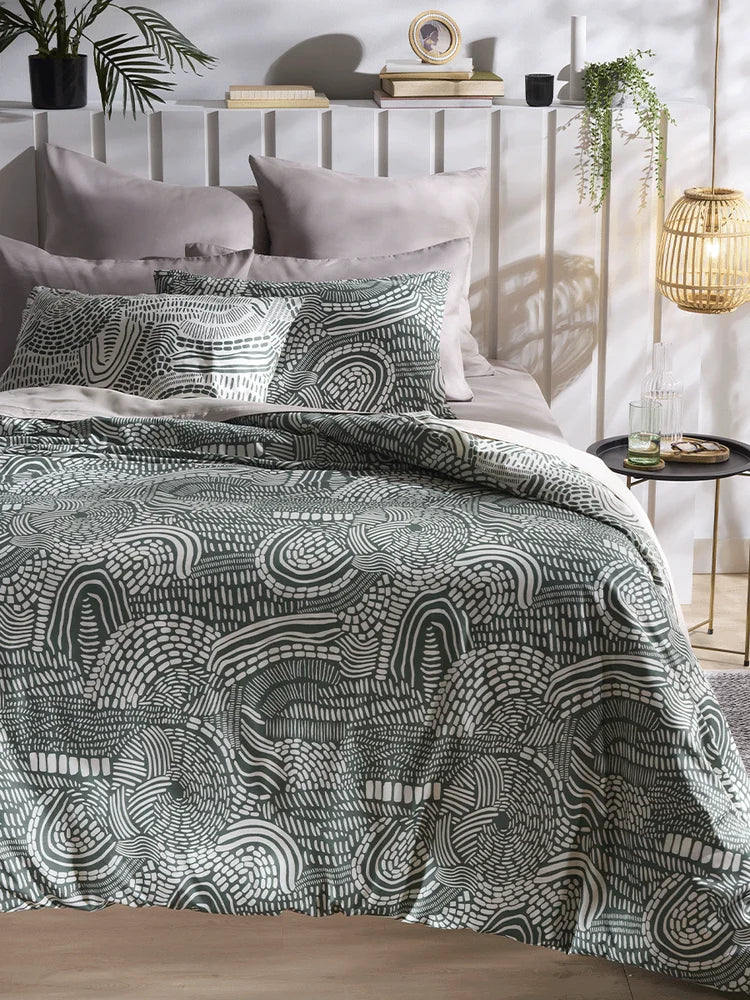 Printed Microfibre Duvet Cover Set Queen (1)