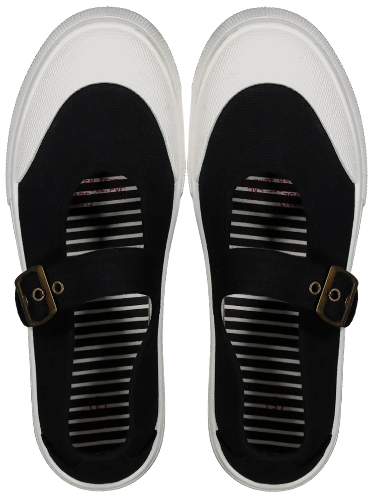 Black And White Mary Jane (2)