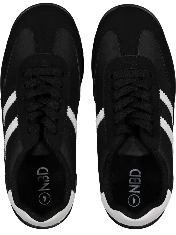 Black And White Retro Sneakers (2)