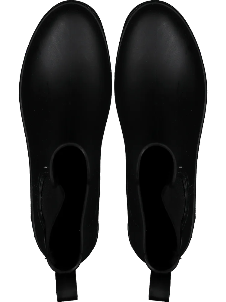 Black Chelsea Boots (2)