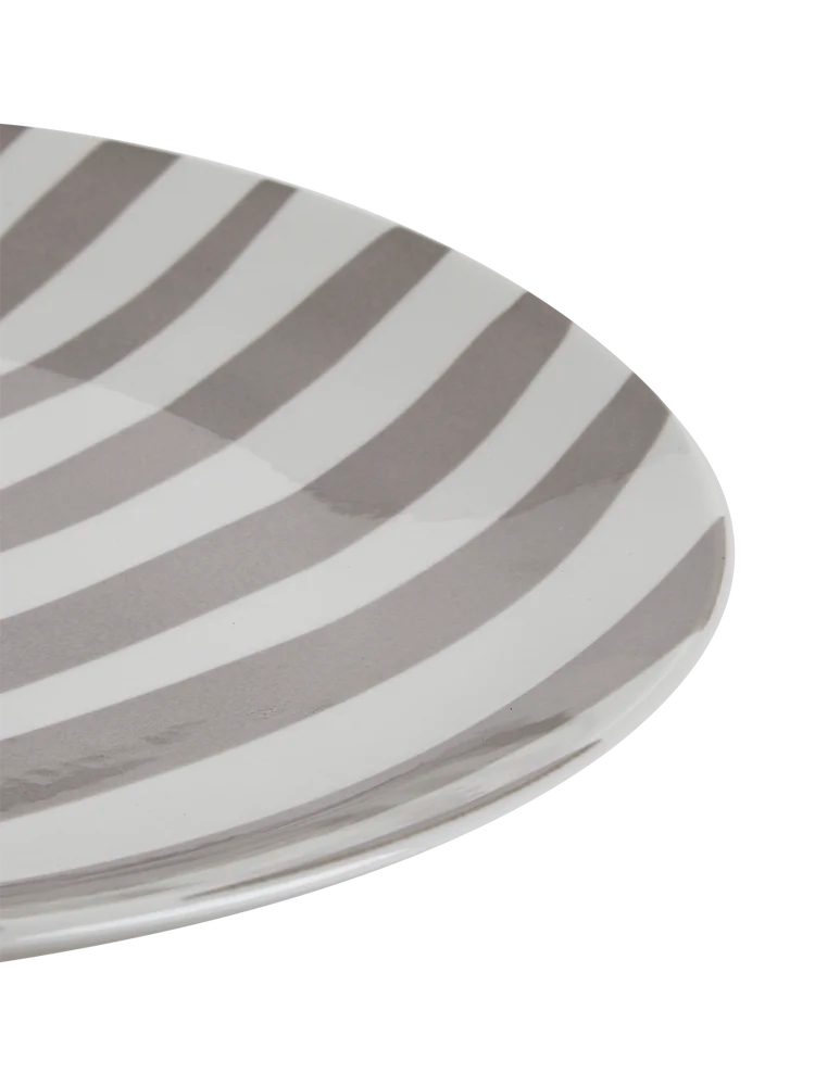 Curvy Striped Dinner Plate (1)