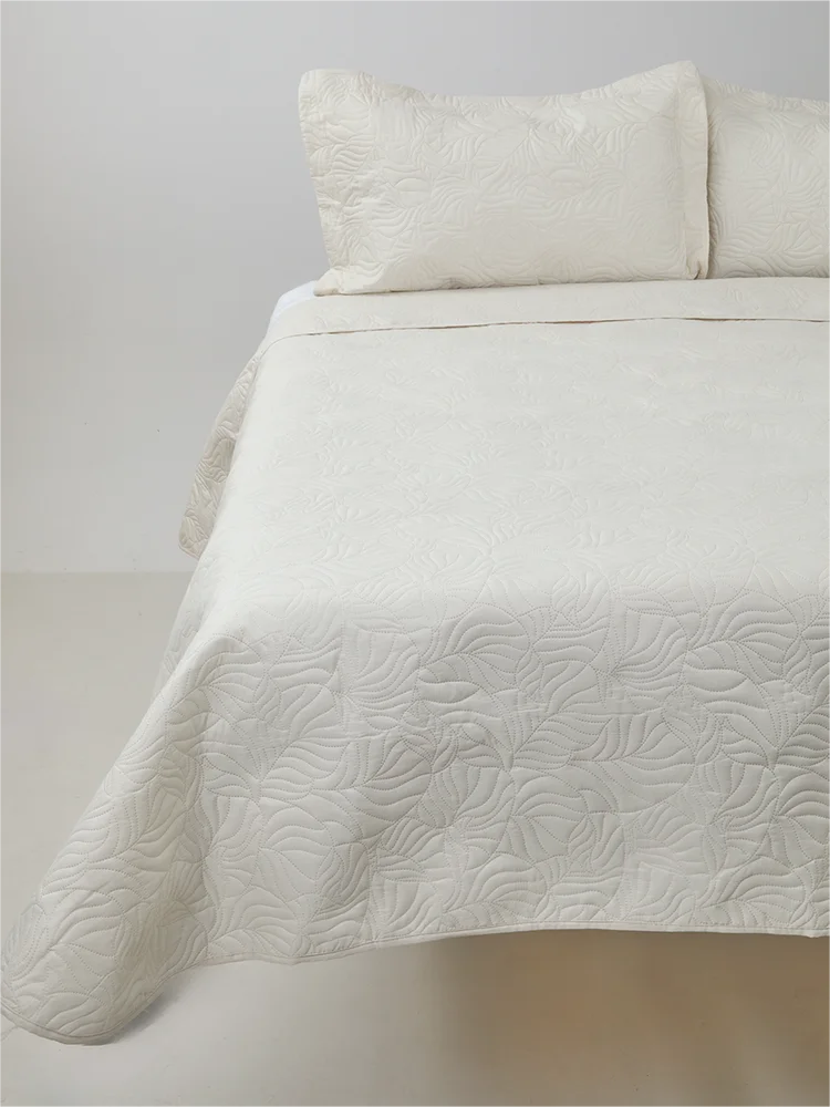 King Bed Quilt Set (1)