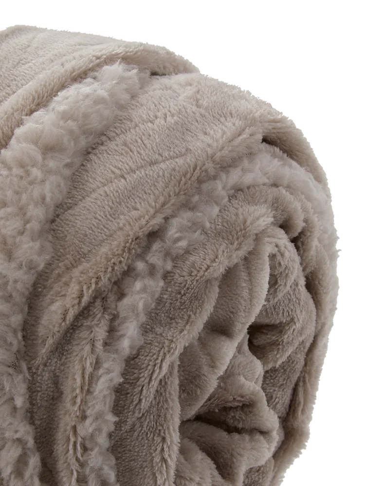 Single Embossed Blanket (2)