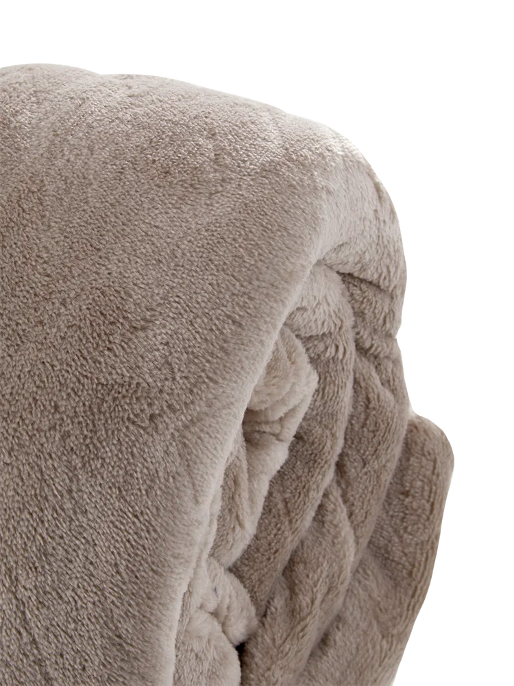 Single Bed Beige Throw